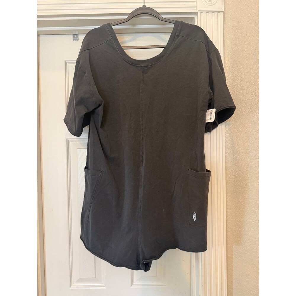 NWT Free People Hot Shot Tee Romper size M - Picture 2 of 4